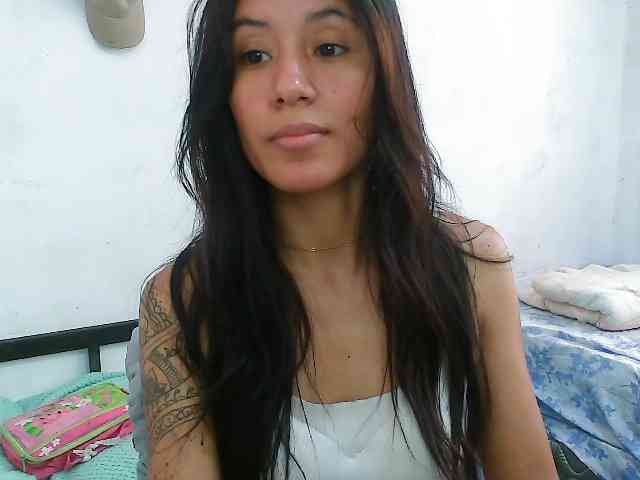 pielcanela webcam