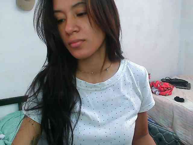 pielcanela webcam