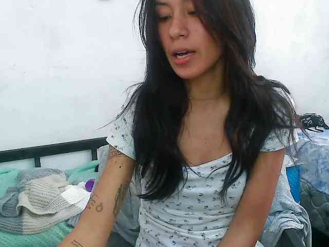pielcanela webcam