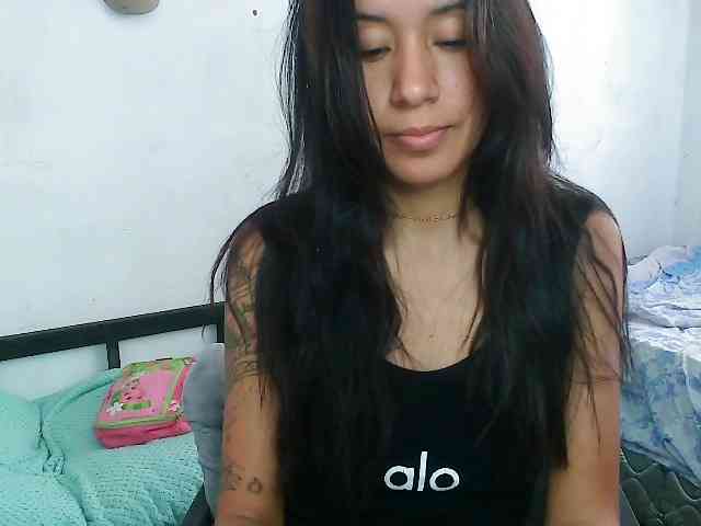 pielcanela webcam