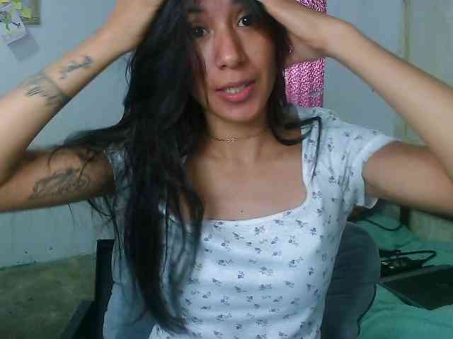 pielcanela webcam