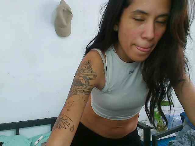 pielcanela webcam