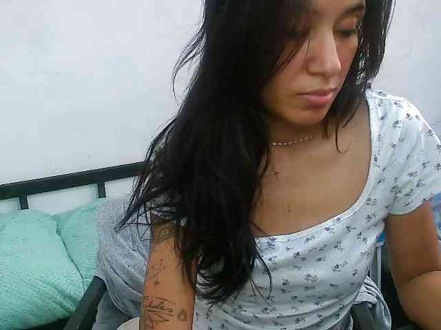 pielcanela webcam