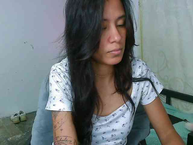 pielcanela webcam