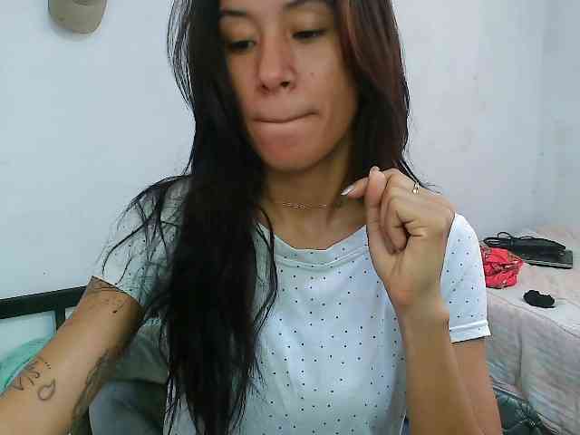 pielcanela webcam