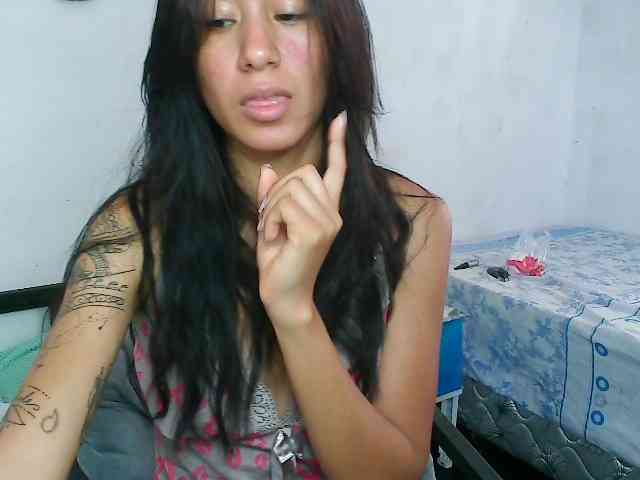 pielcanela webcam