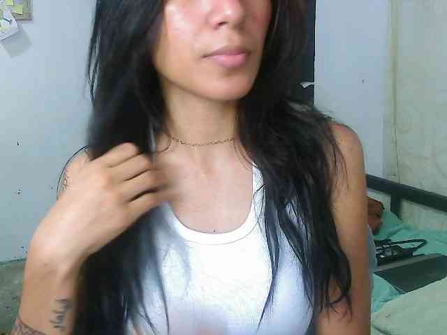 pielcanela webcam