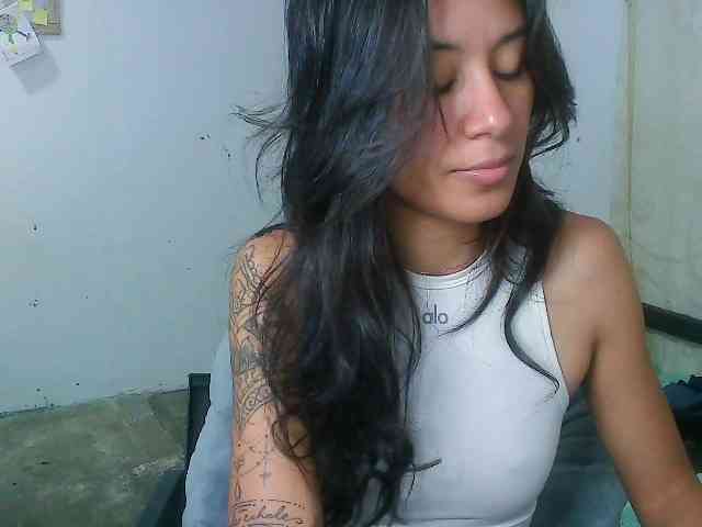 pielcanela webcam