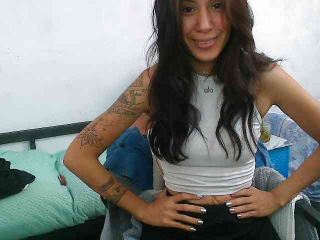 pielcanela webcam