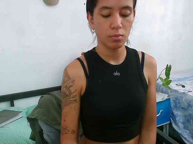 pielcanela webcam