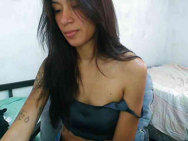 pielcanela webcam