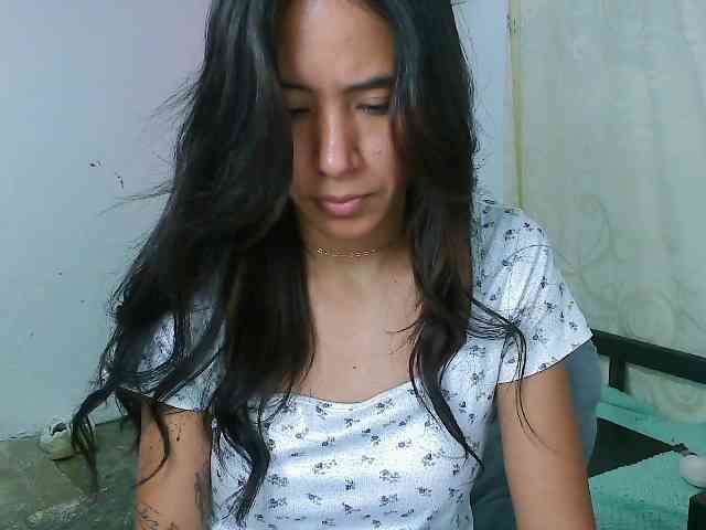 pielcanela webcam