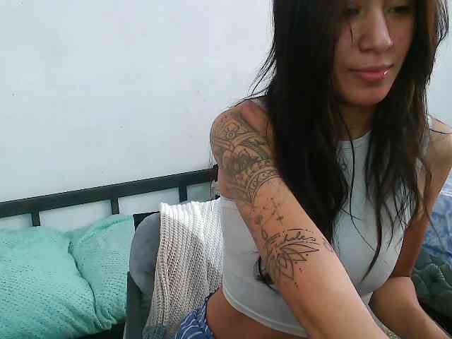 pielcanela webcam