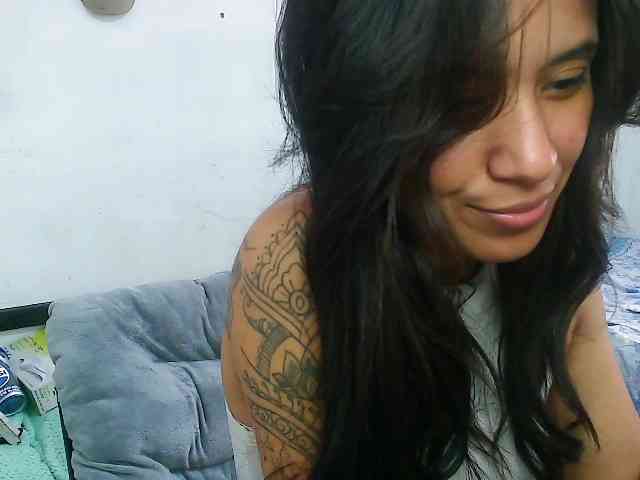 pielcanela webcam