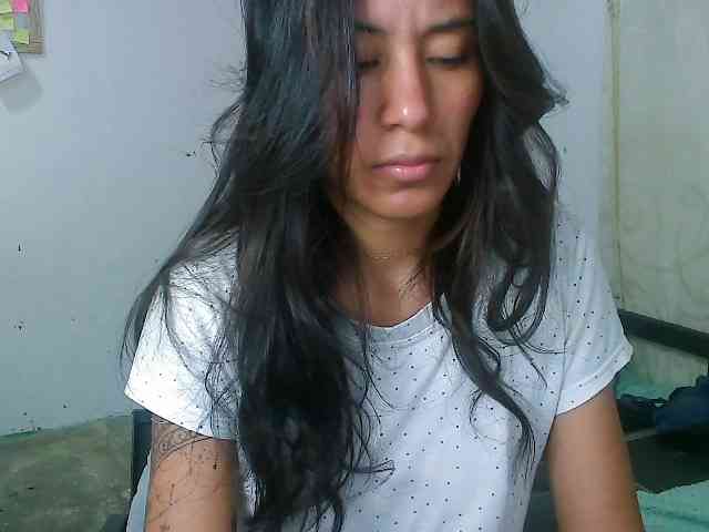 pielcanela webcam