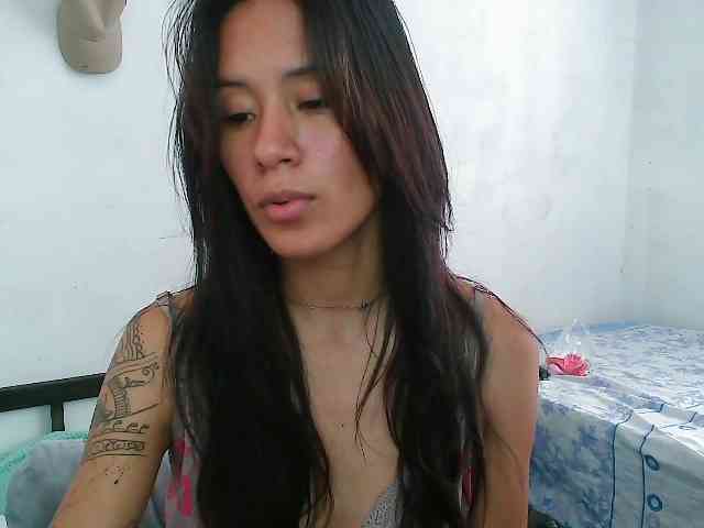 pielcanela webcam