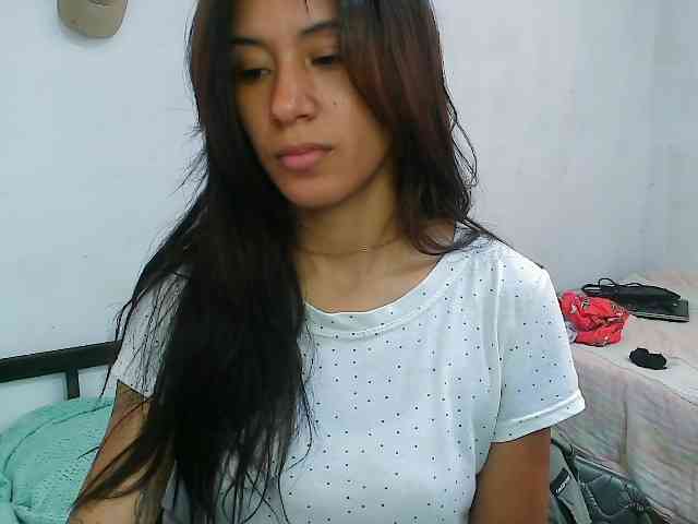 pielcanela webcam