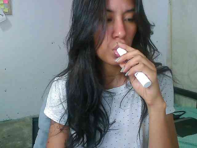 pielcanela webcam
