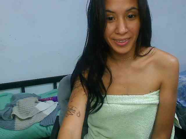 pielcanela webcam