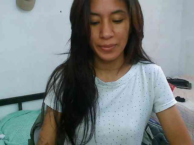 pielcanela webcam