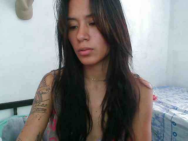 pielcanela webcam