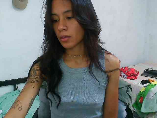 pielcanela webcam