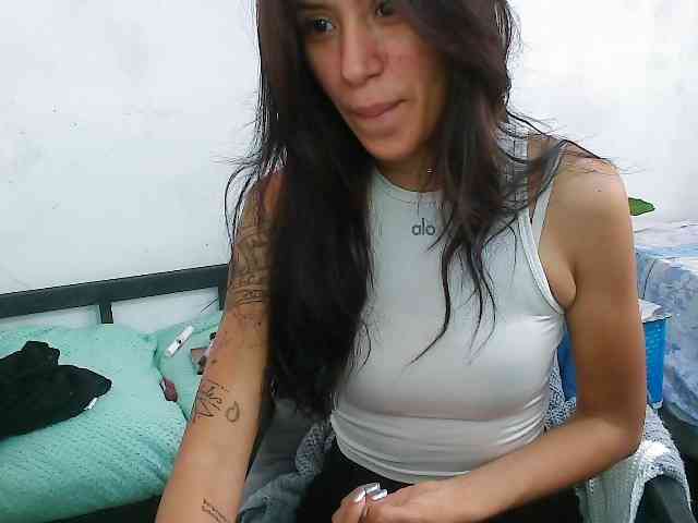 pielcanela webcam