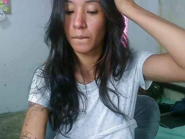 pielcanela webcam