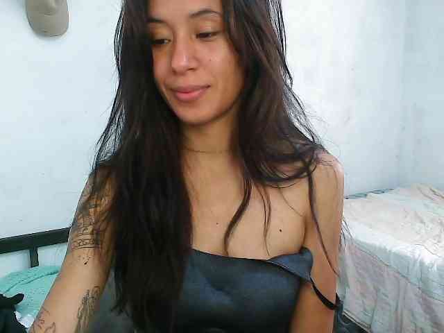 pielcanela webcam