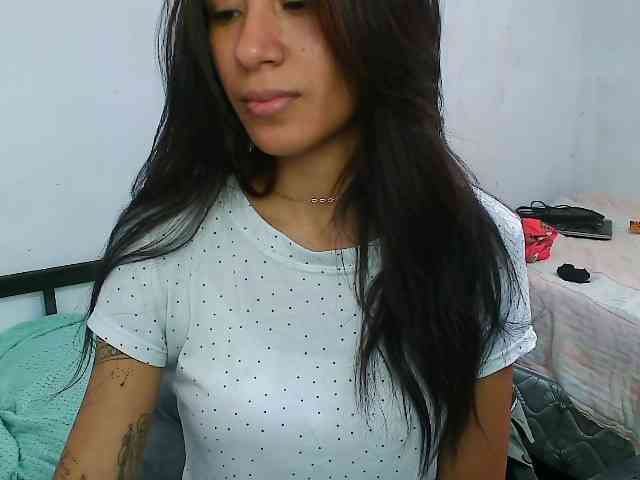 pielcanela webcam