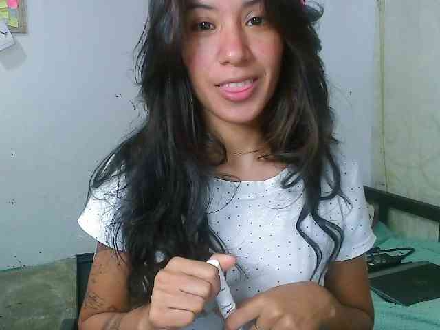 pielcanela webcam