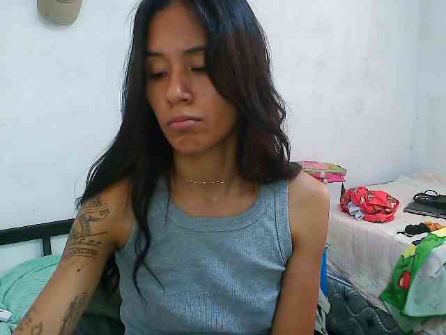 pielcanela webcam