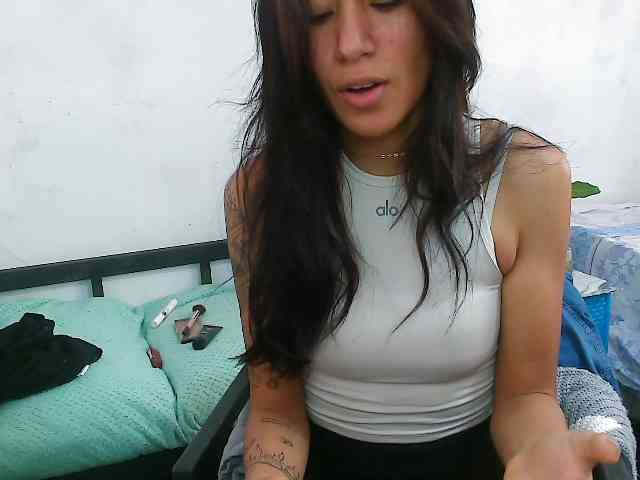 pielcanela webcam