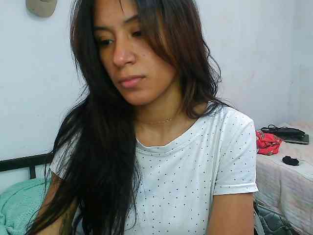 pielcanela webcam