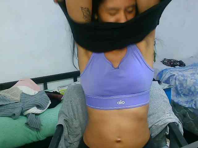 pielcanela webcam