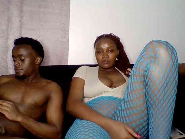 TwosomeTreasure webcam