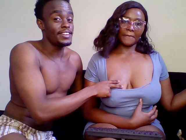 TwosomeTreasure webcam