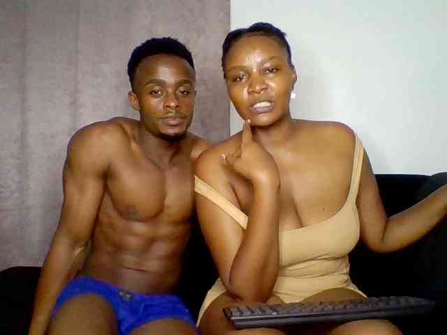 TwosomeTreasure webcam