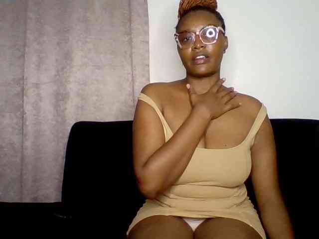 TwosomeTreasure webcam