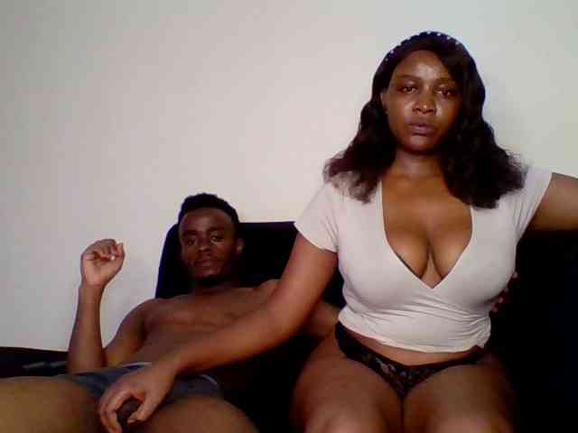 TwosomeTreasure webcam