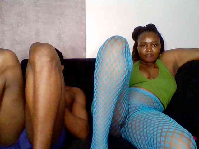 TwosomeTreasure webcam