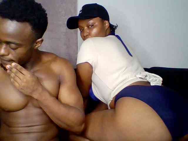 TwosomeTreasure webcam