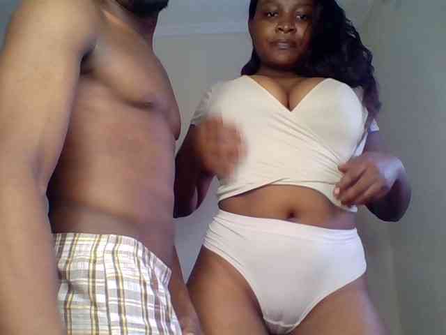 TwosomeTreasure webcam