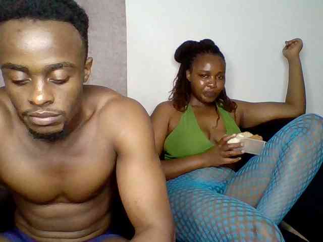 TwosomeTreasure webcam