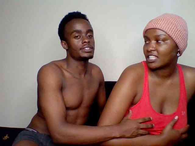 TwosomeTreasure webcam
