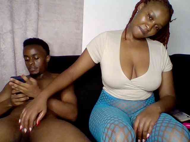 TwosomeTreasure webcam