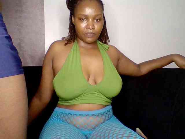 TwosomeTreasure webcam