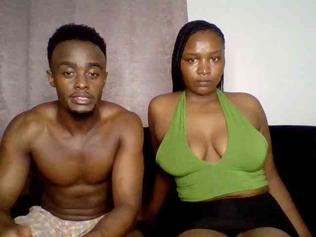 TwosomeTreasure webcam