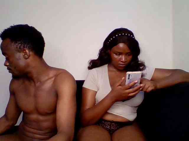 TwosomeTreasure webcam