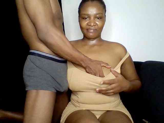 TwosomeTreasure webcam